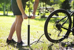 Calibragem do pneu da bike: saiba a pressão ideal