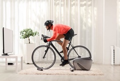 Dicas para fazer um bom treino de bike indoor + benefícios